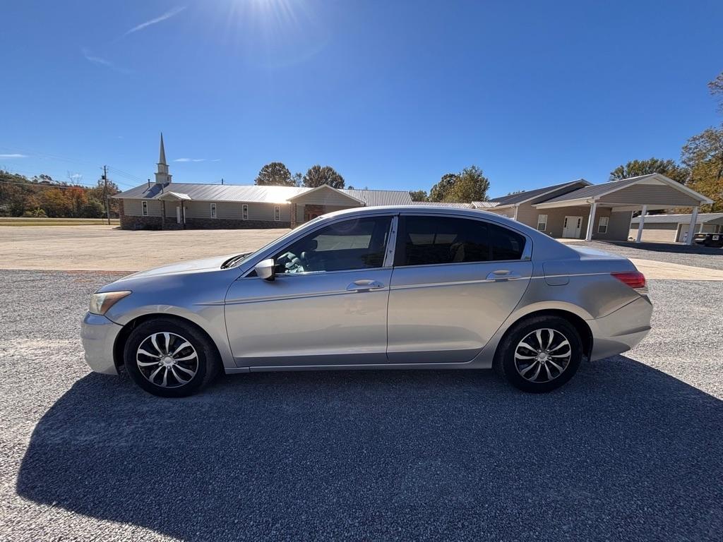 Honda Accord LX sedan AT 2012