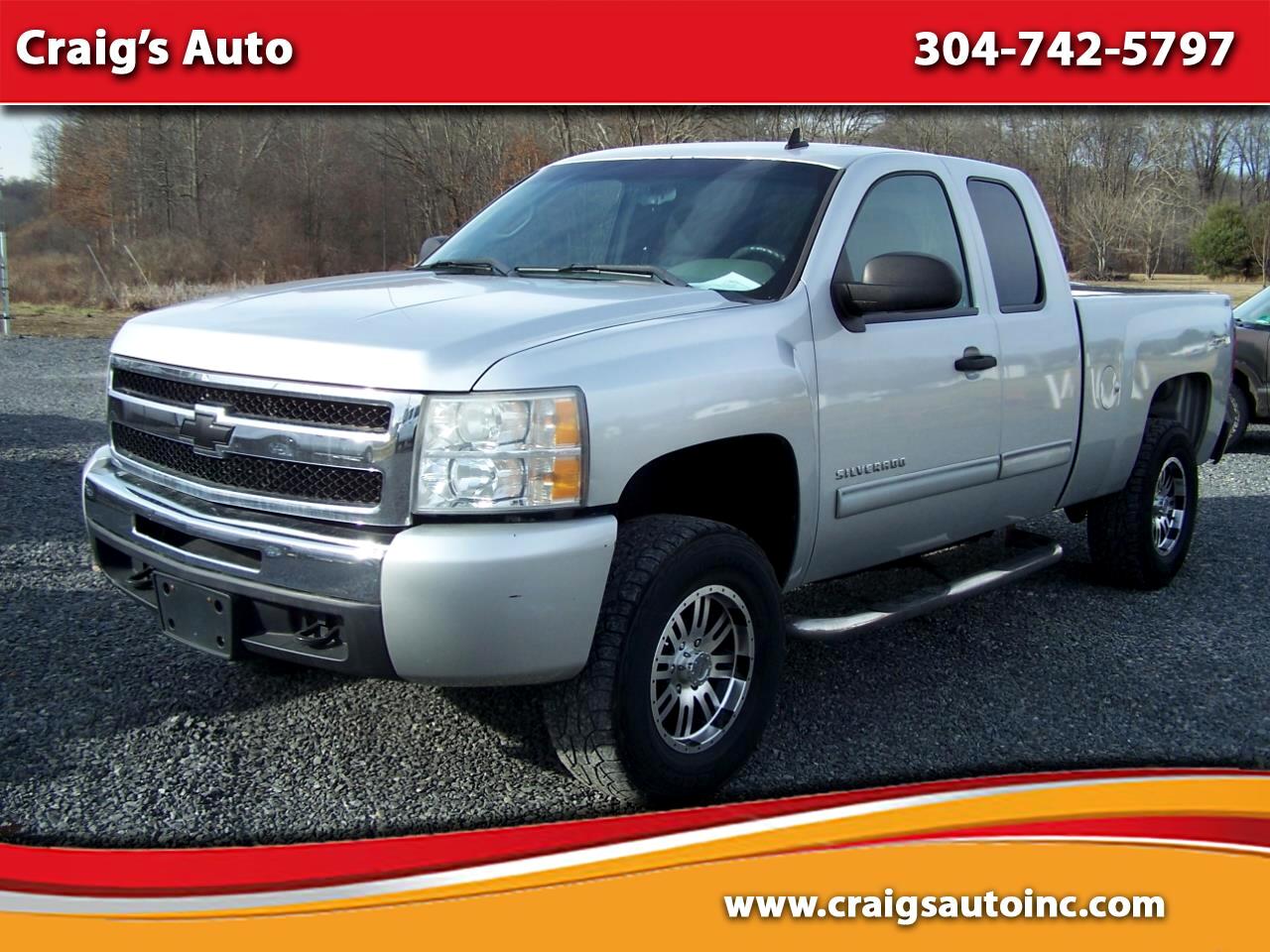 Used 2011 Chevrolet Silverado 1500 4WD Ext Cab 143.5" LS for Sale in