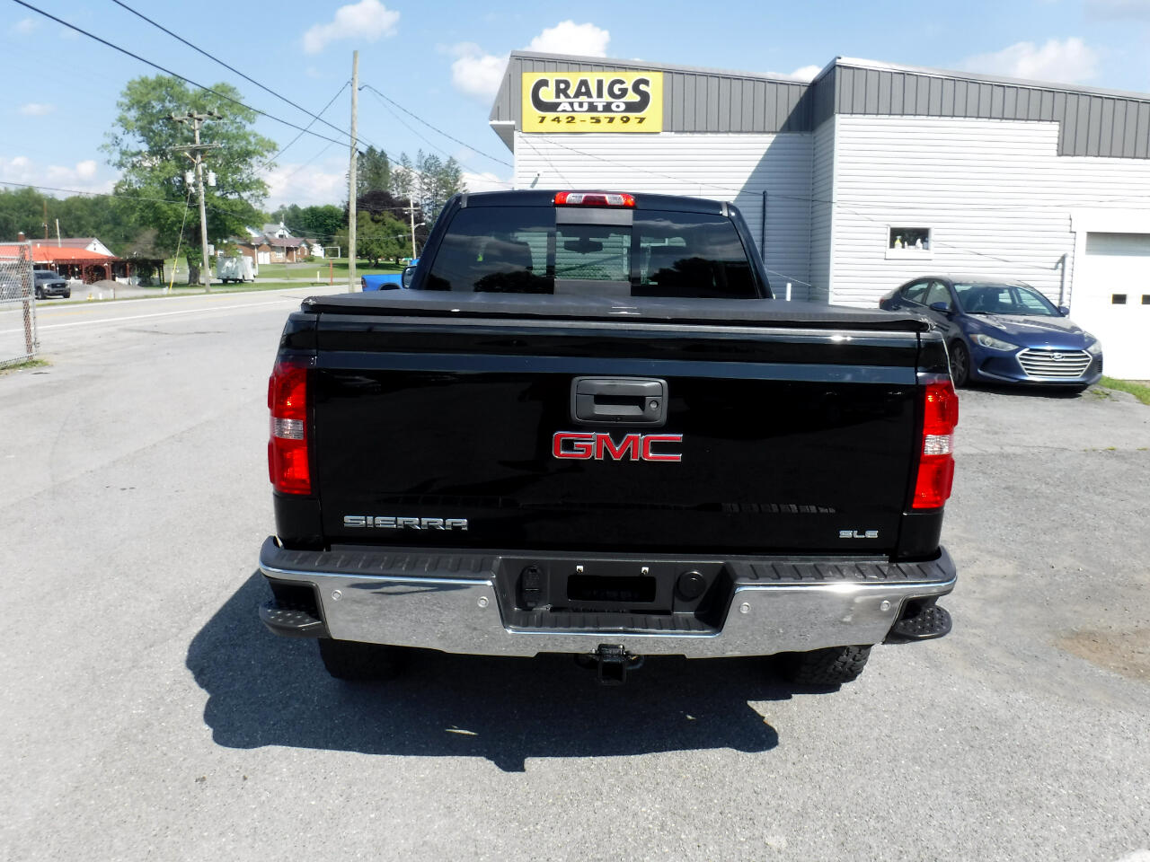 GMC Sierra 1500 4WD Double Cab 143.5" SLE 2016 GMC Sierra 1500 4WD Double Cab 143.5" SLE 2016