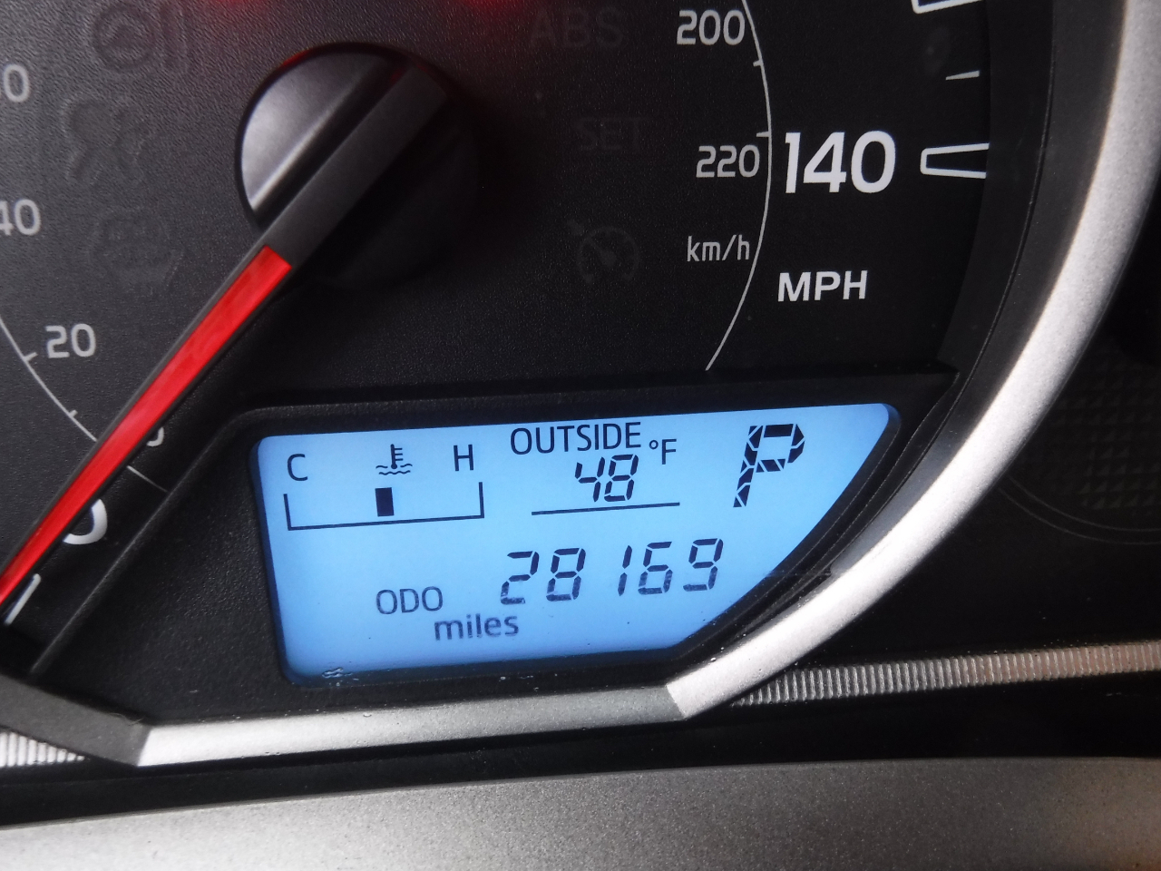 Toyota RAV4 AWD 4dr XLE (Natl) 2014 Toyota RAV4 AWD 4dr XLE (Natl) 2014