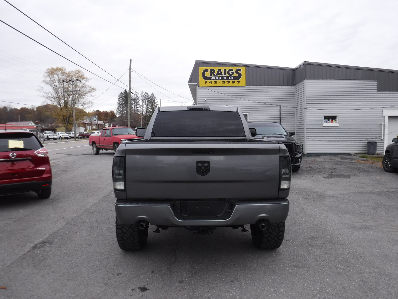 RAM 1500 4WD Reg Cab 120.5" Express 2012 RAM 1500 4WD Reg Cab 120.5" Express 2012