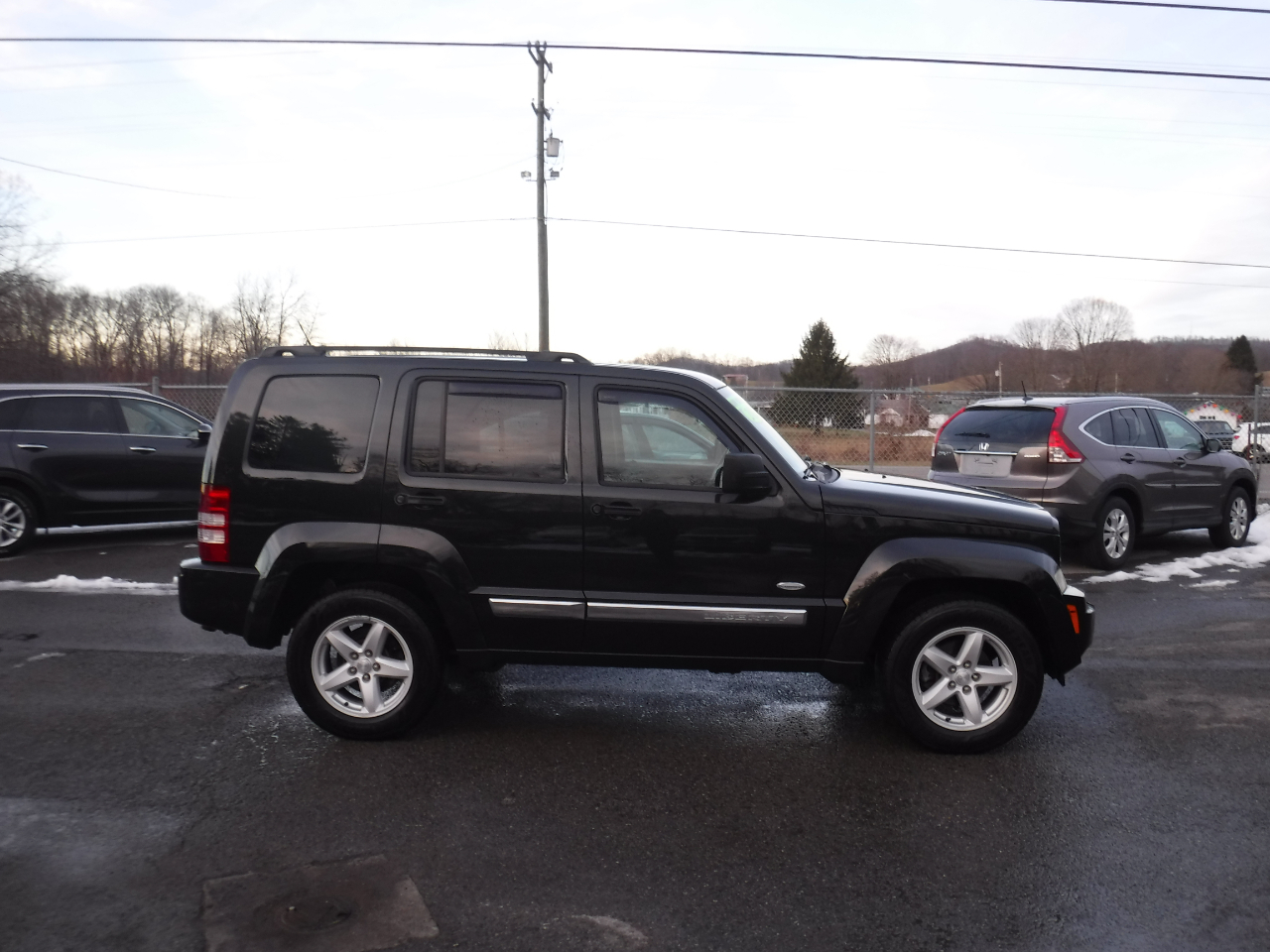 Jeep Liberty 4WD 4dr Sport Latitude 2012