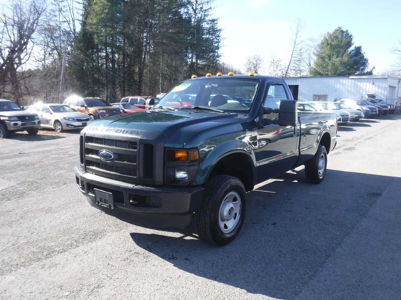 Ford Super Duty F-250 SRW 4WD Reg Cab 137" XL 2010