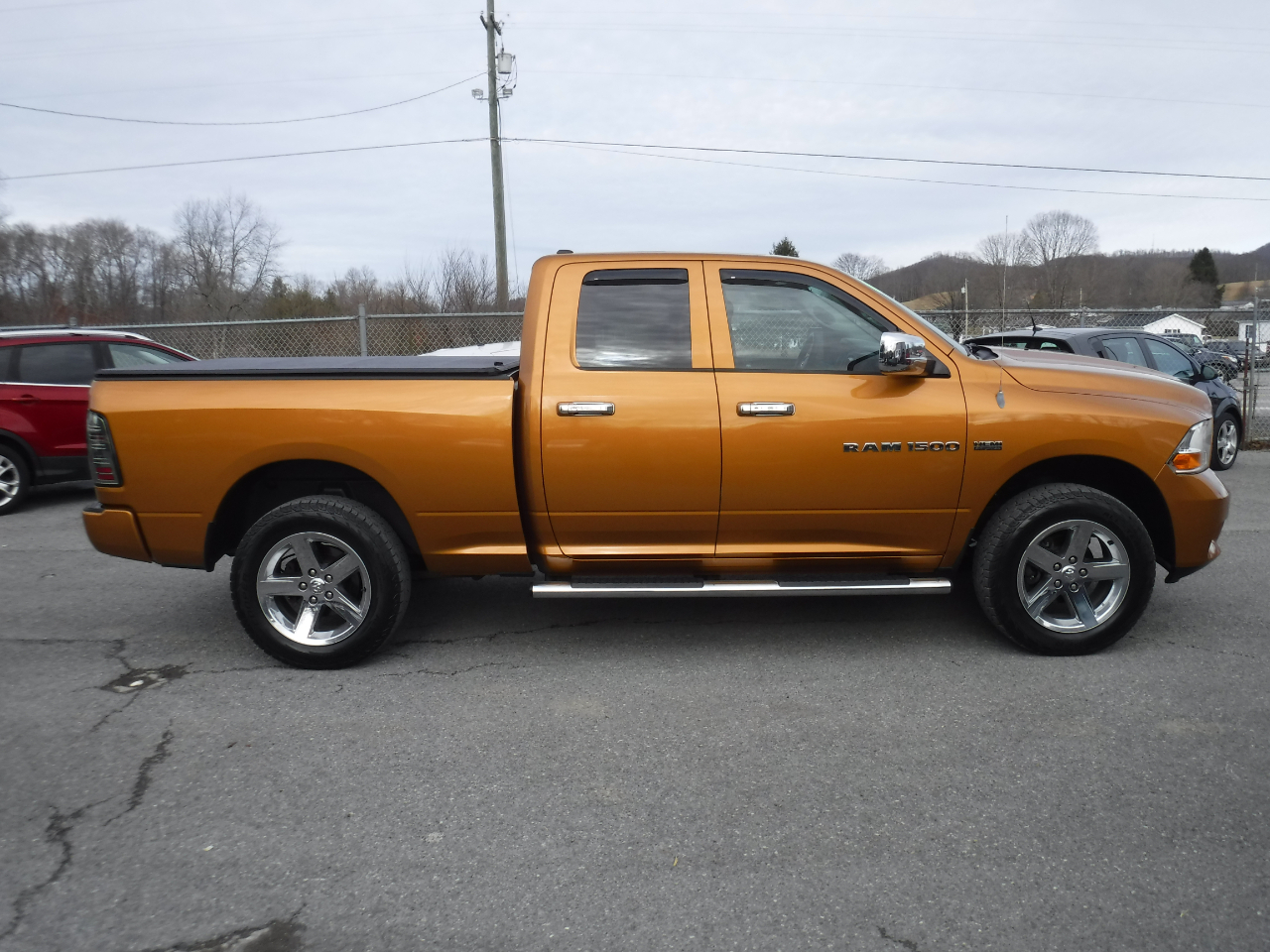 RAM 1500 4WD Quad Cab 140.5" Express 2012