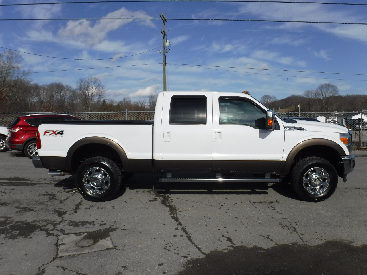 Ford Super Duty F-250 SRW 4WD Crew Cab 156" Lariat 2015
