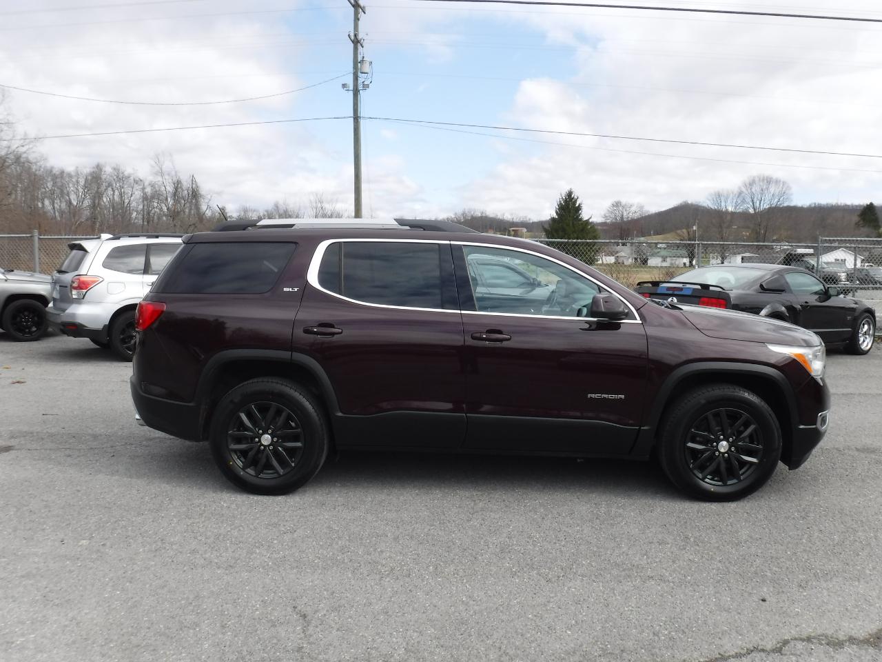 GMC Acadia AWD 4dr SLT w/SLT-1 2018