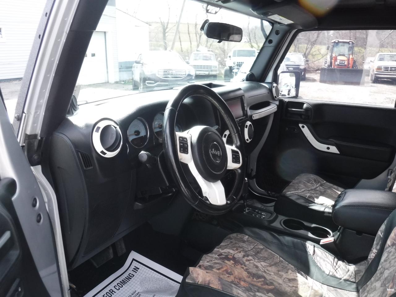 Jeep Wrangler 4WD 2dr Arctic *Ltd Avail* 2012