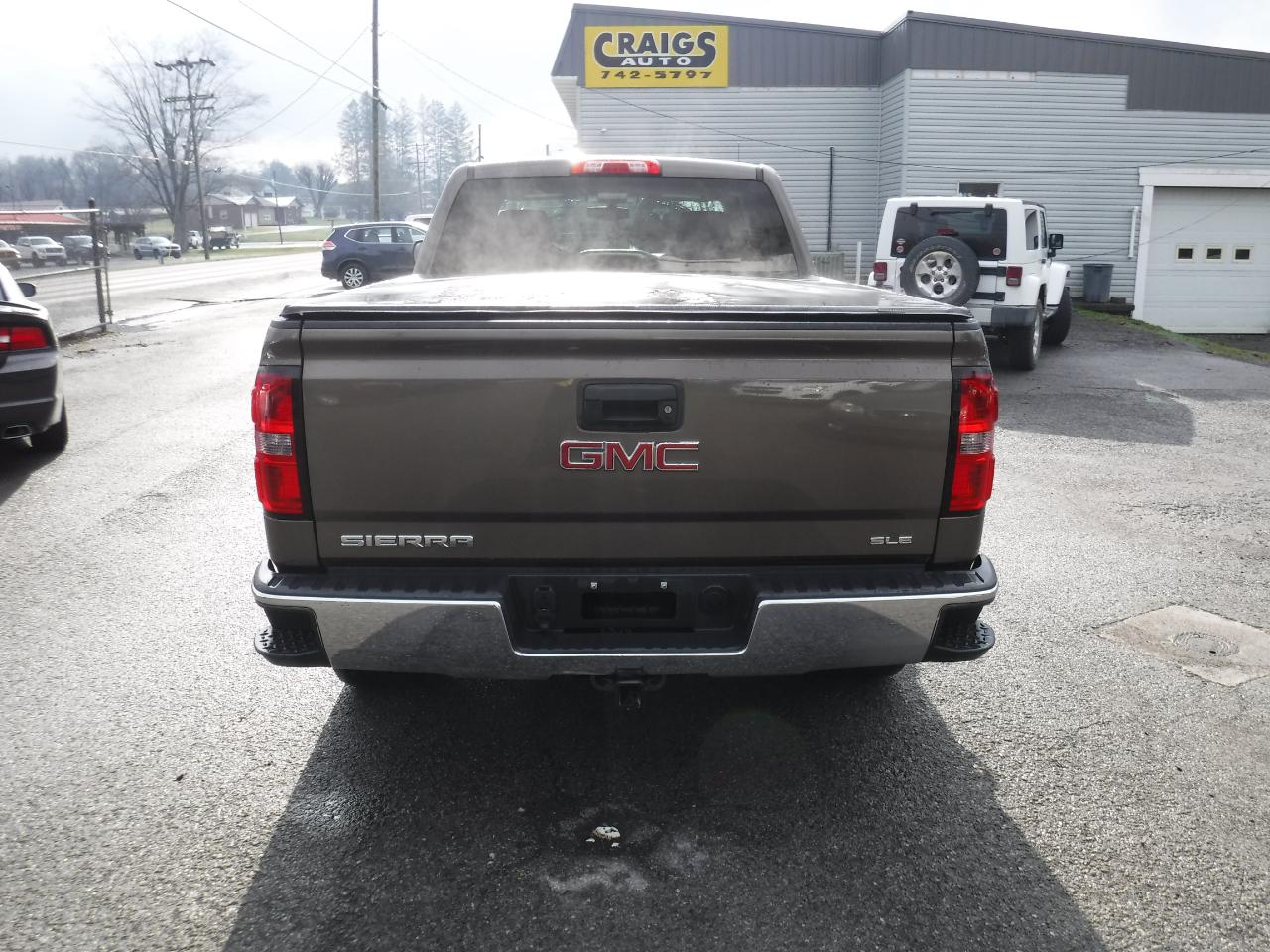 GMC Sierra 1500 4WD Double Cab 143.5" SLE 2015