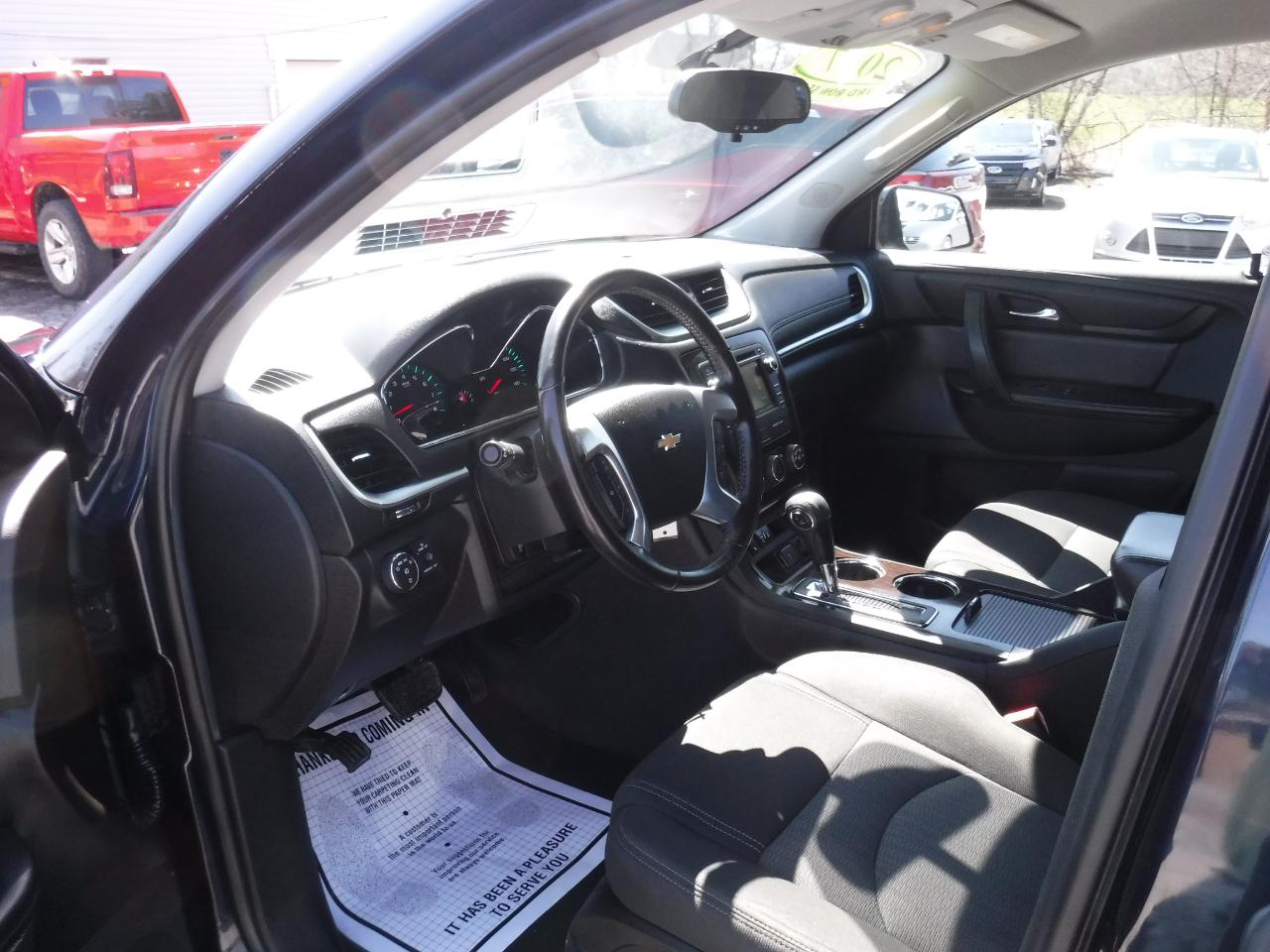 Chevrolet Traverse AWD 4dr LT w/1LT 2017