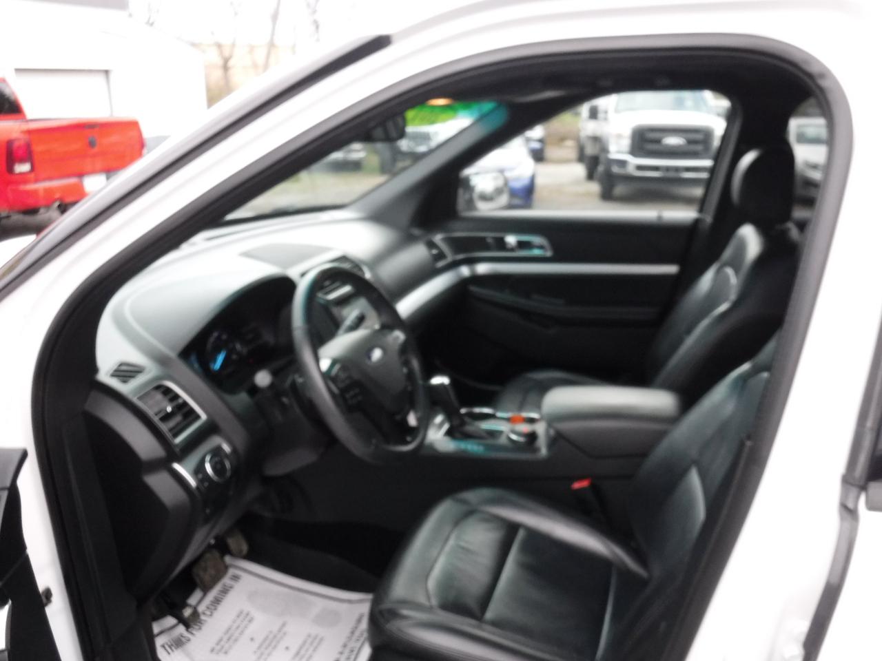 Ford Explorer XLT 4WD 2017