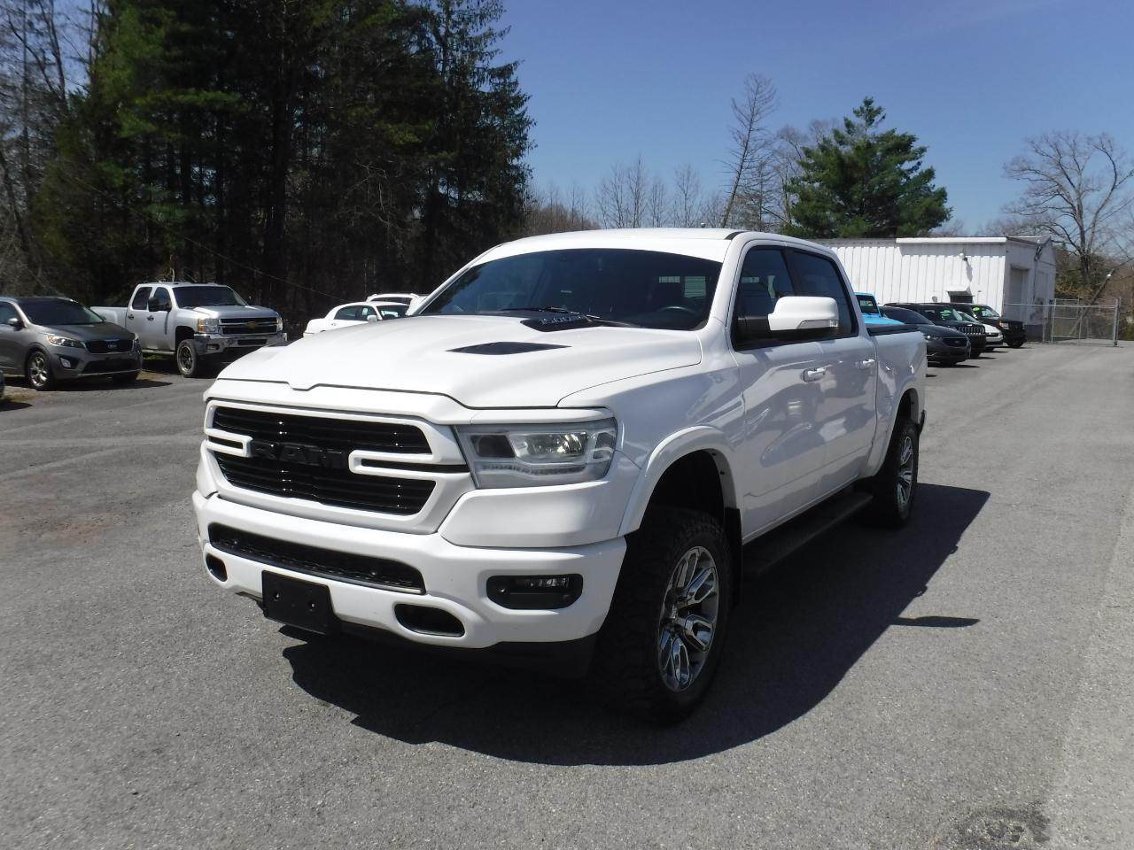 RAM 1500 Laramie 4x4 Crew Cab 5'7" Box 2019