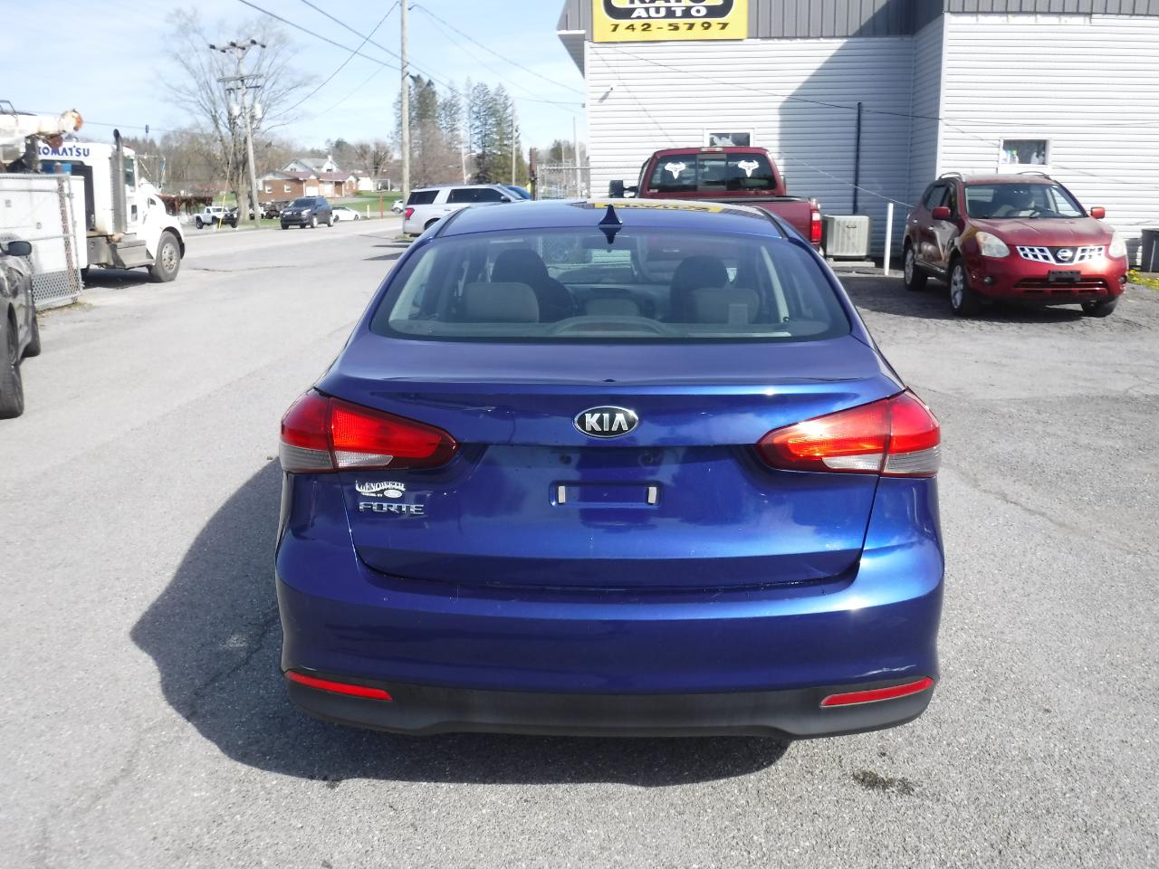 Kia Forte LX Auto 2017
