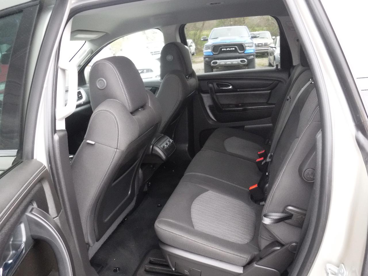 Chevrolet Traverse AWD 4dr LT w/1LT 2016