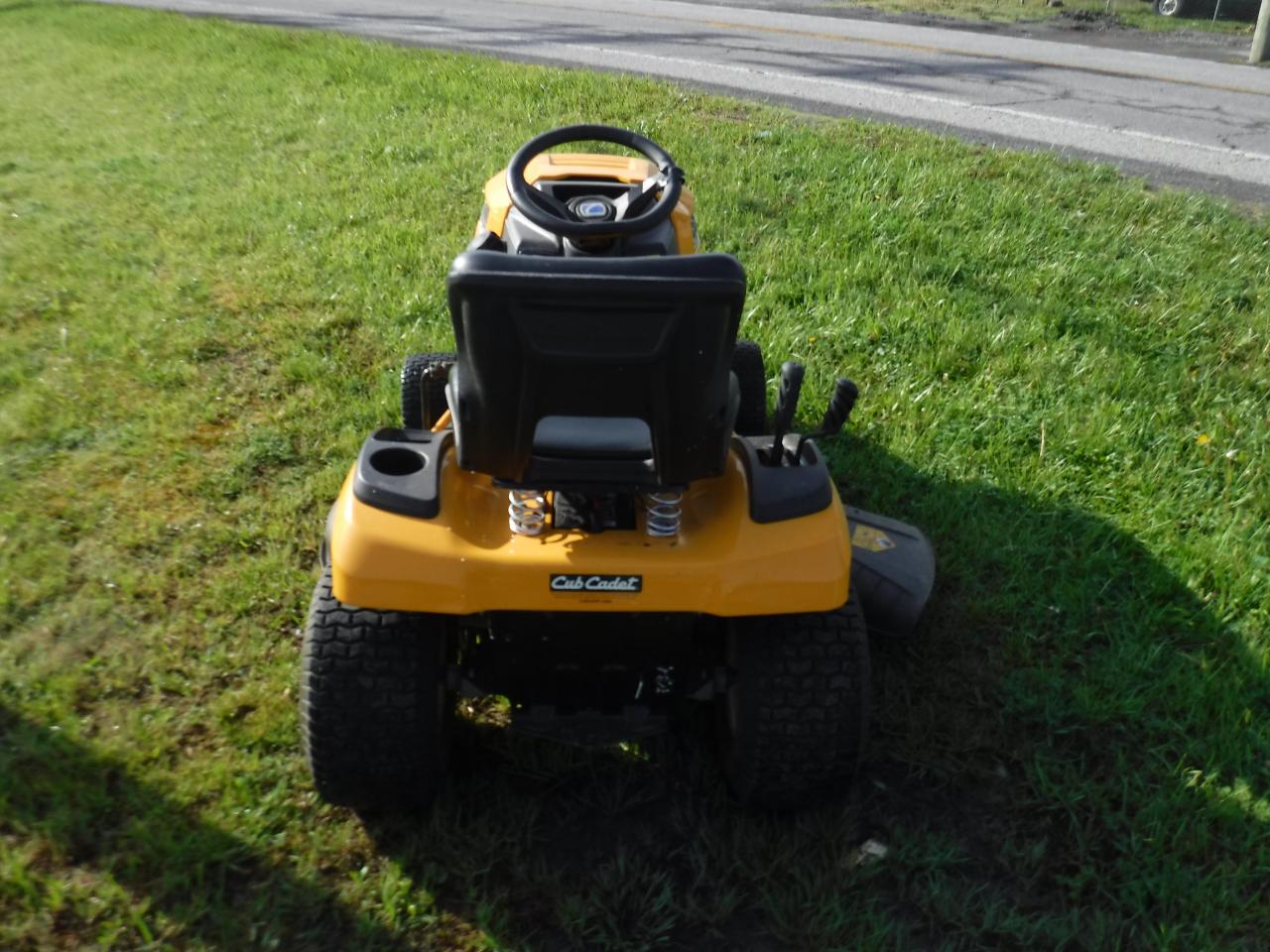 Cub Cadet XT1 LT46  2019