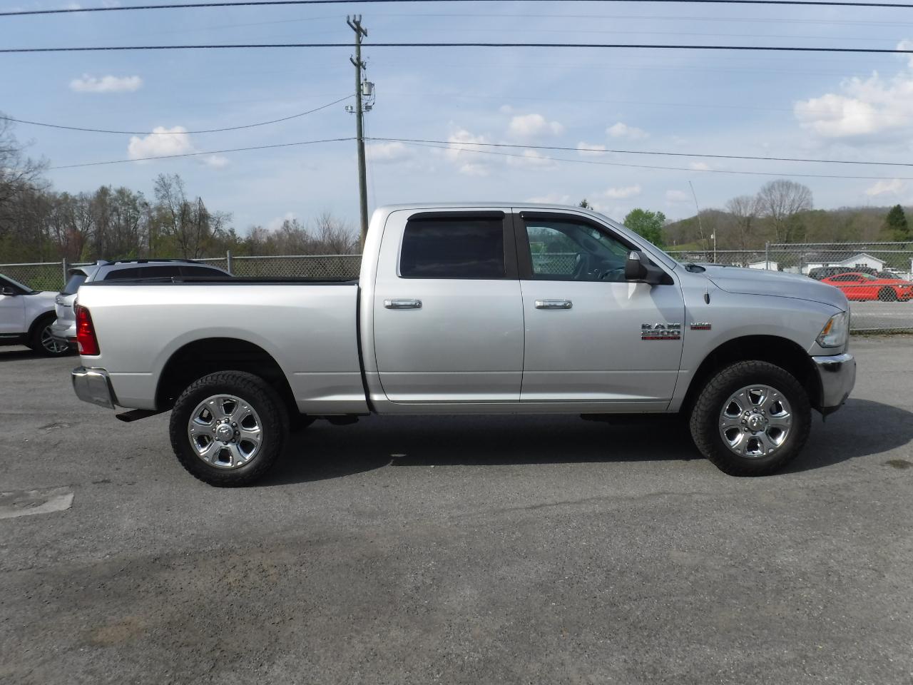 RAM 2500 4WD Crew Cab 149" SLT 2015