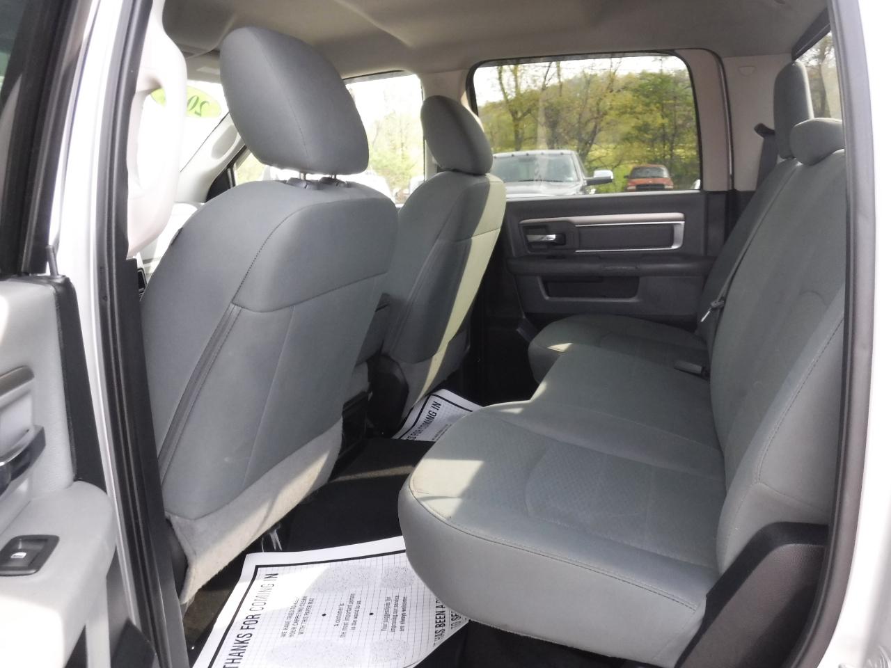 RAM 2500 4WD Crew Cab 149" SLT 2015