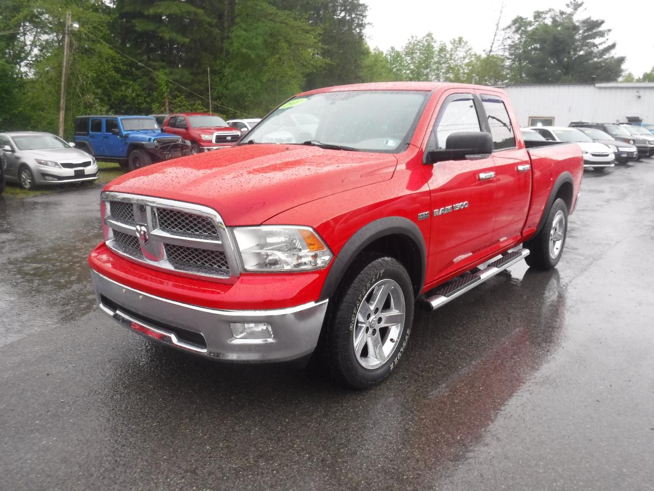 RAM 1500 4WD Quad Cab 140.5" Big Horn 2011