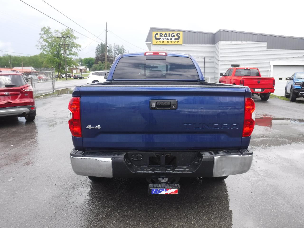 Toyota Tundra 4WD Truck Double Cab 5.7L V8 6-Spd AT SR5 (Natl) 2014