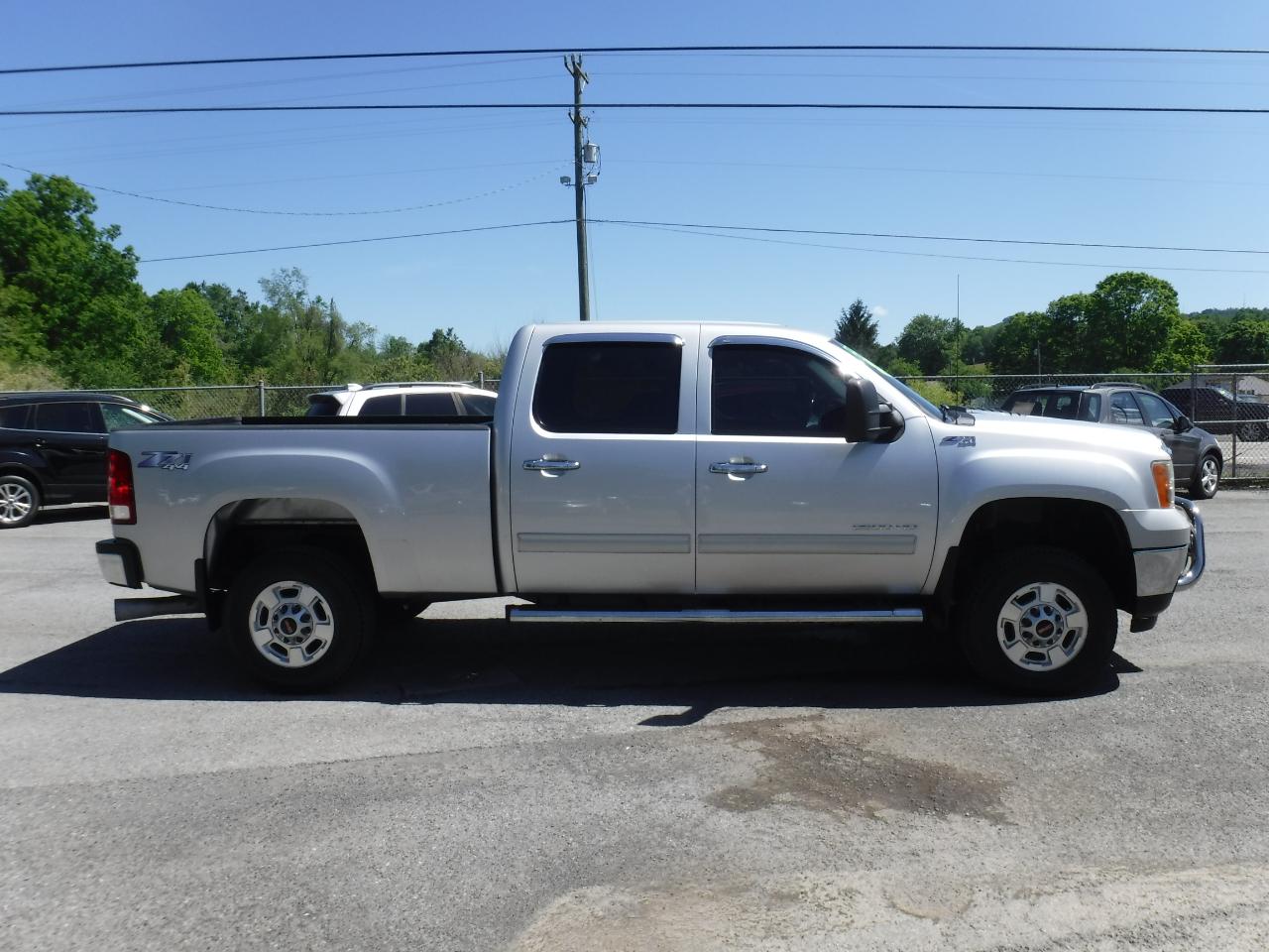 GMC Sierra 2500HD 4WD Crew Cab 153.7" SLE 2011