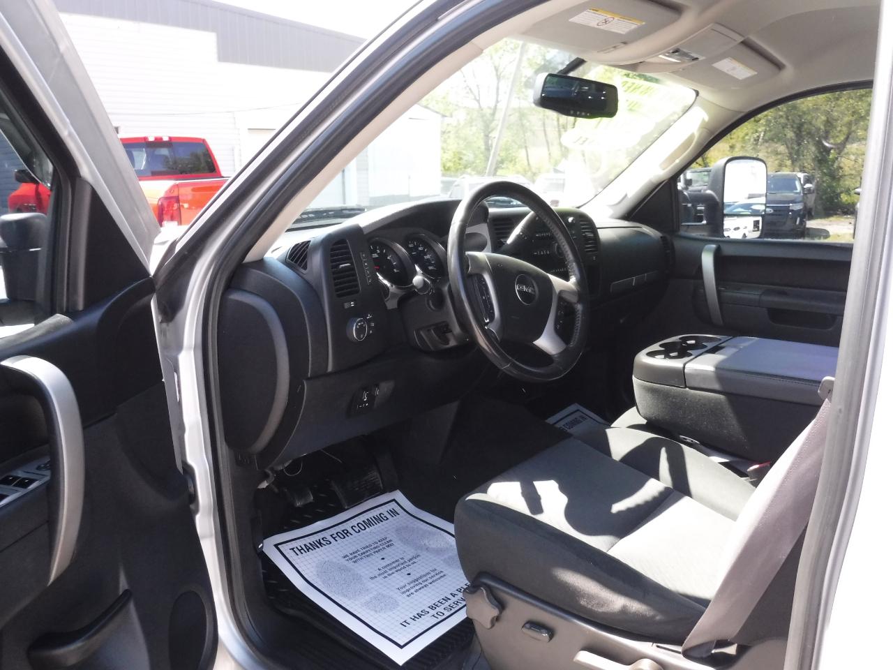 GMC Sierra 2500HD 4WD Crew Cab 153.7" SLE 2011