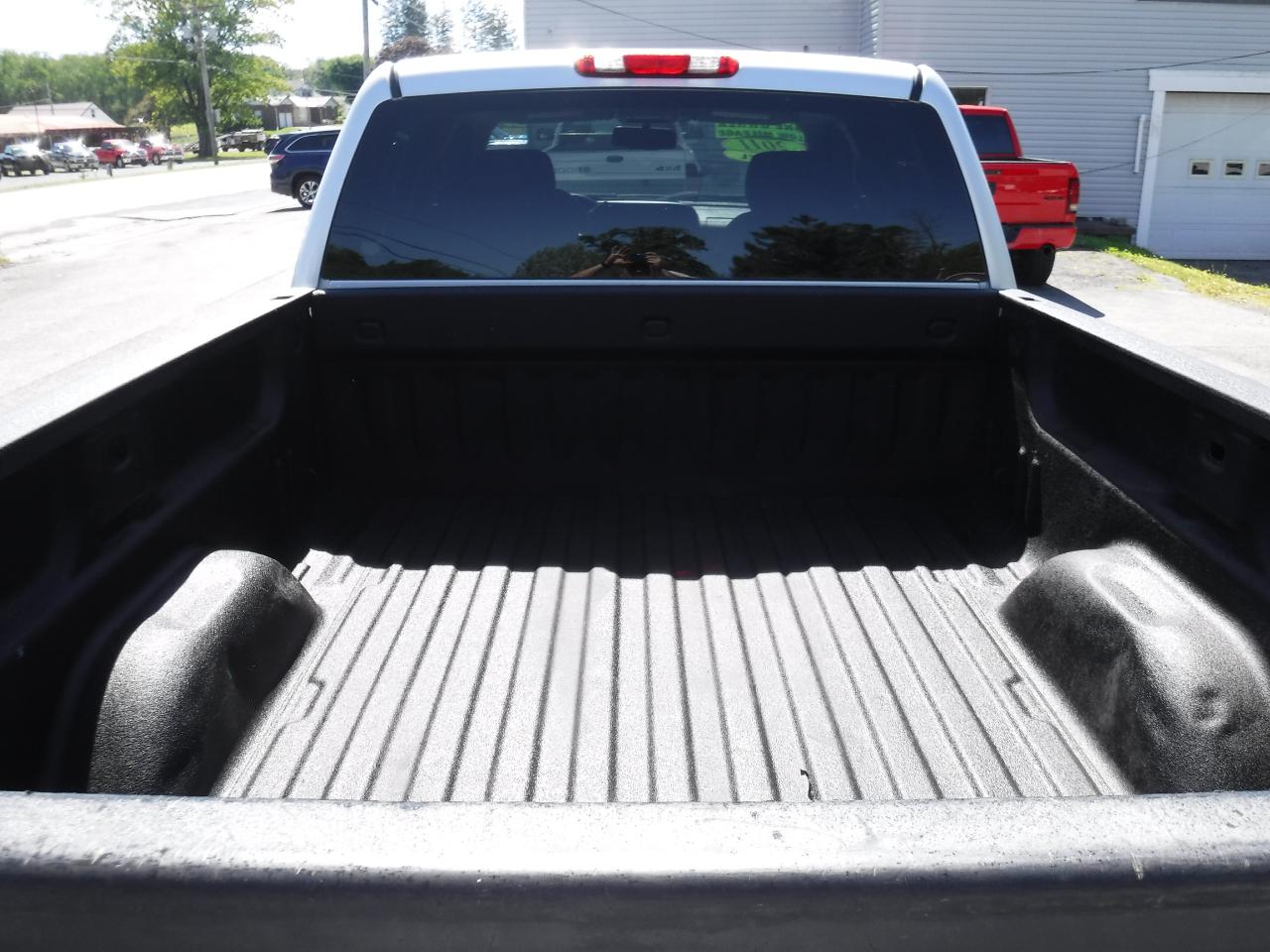 GMC Sierra 2500HD 4WD Crew Cab 153.7" SLE 2011