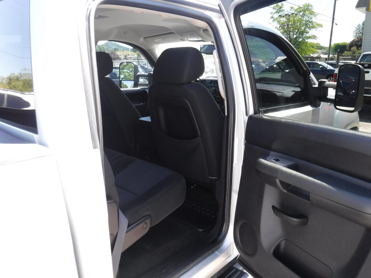GMC Sierra 2500HD 4WD Crew Cab 153.7" SLE 2011