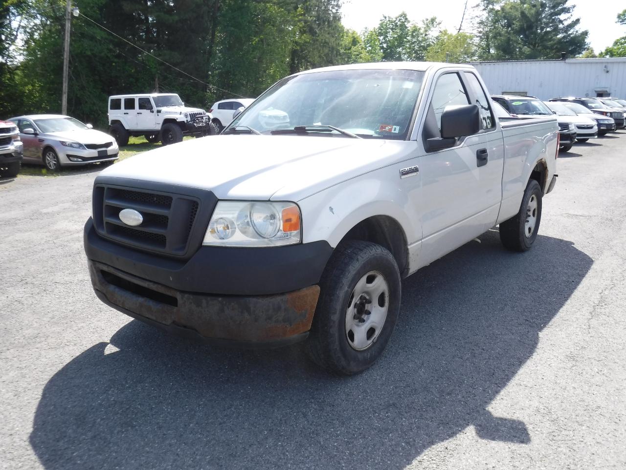 Ford F-150 2WD Reg Cab 126" XLT 2007