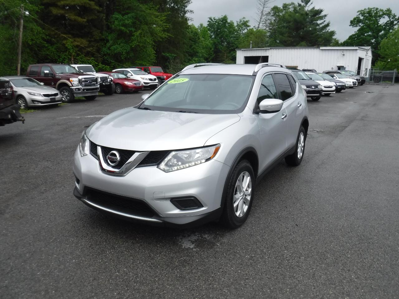 Nissan Rogue AWD 4dr SV 2015
