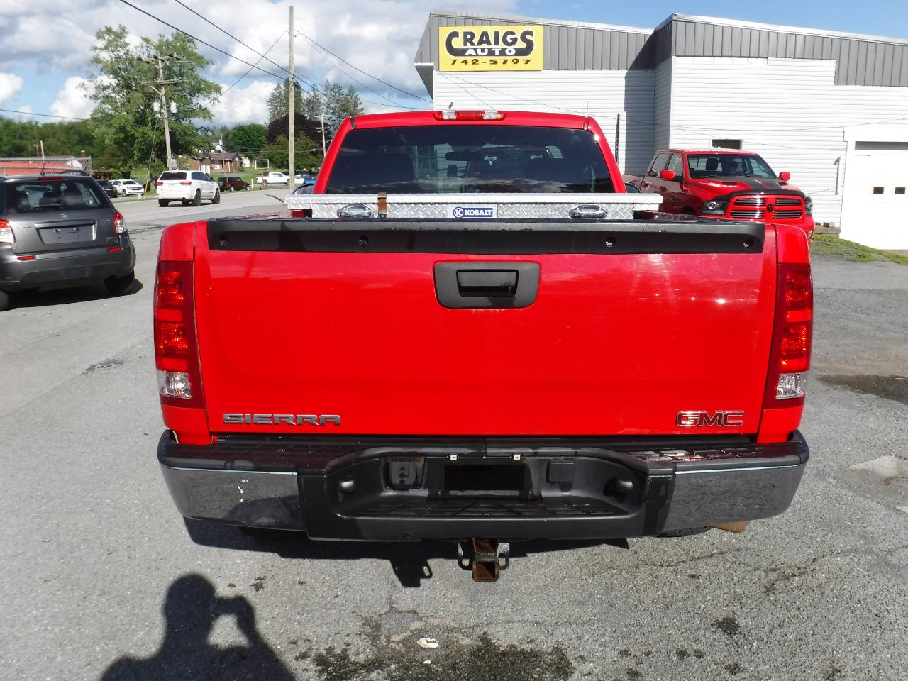GMC Sierra 1500 4WD Reg Cab 119.0" Work Truck 2012