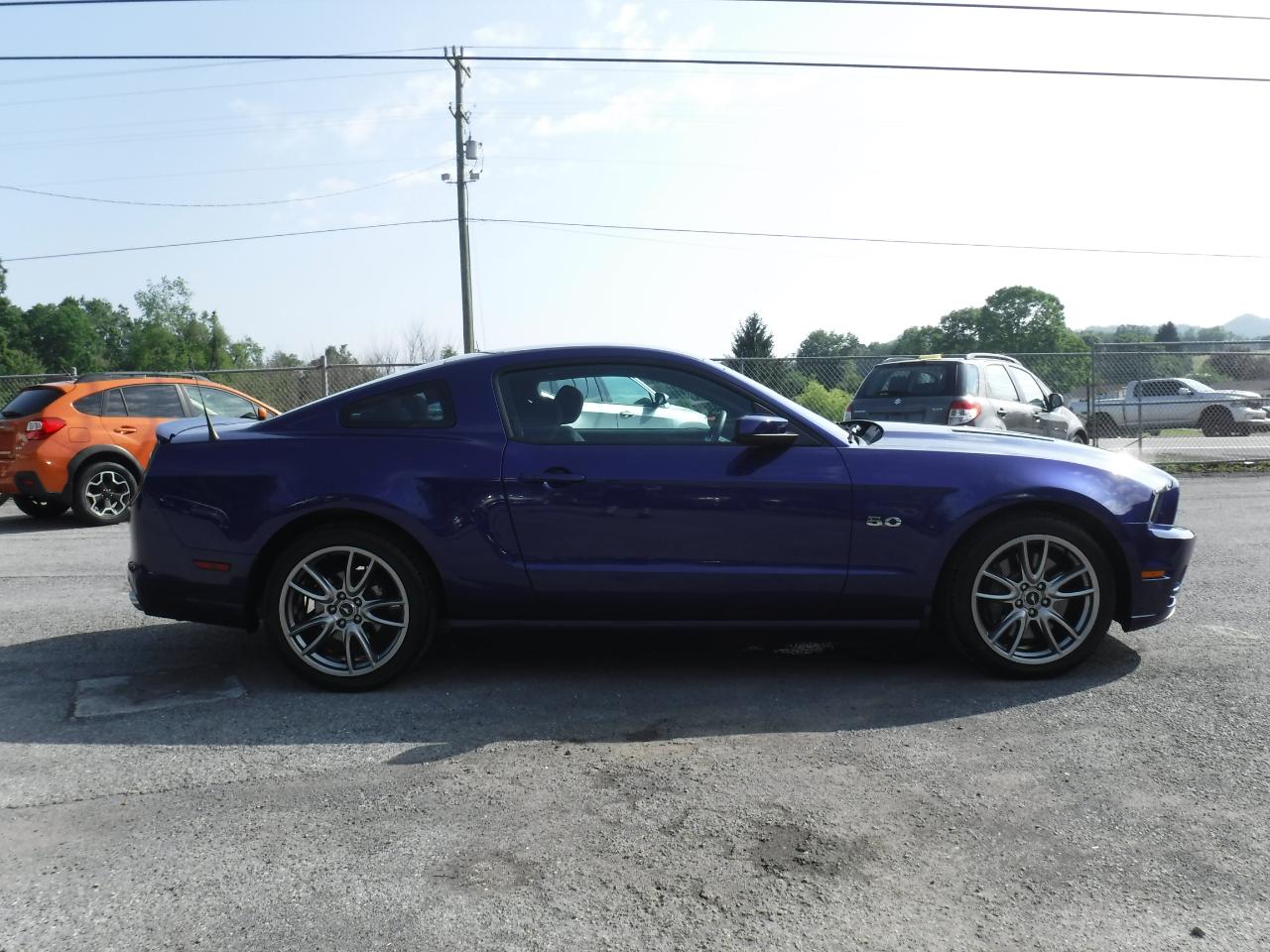 Ford Mustang 2dr Cpe GT 2013