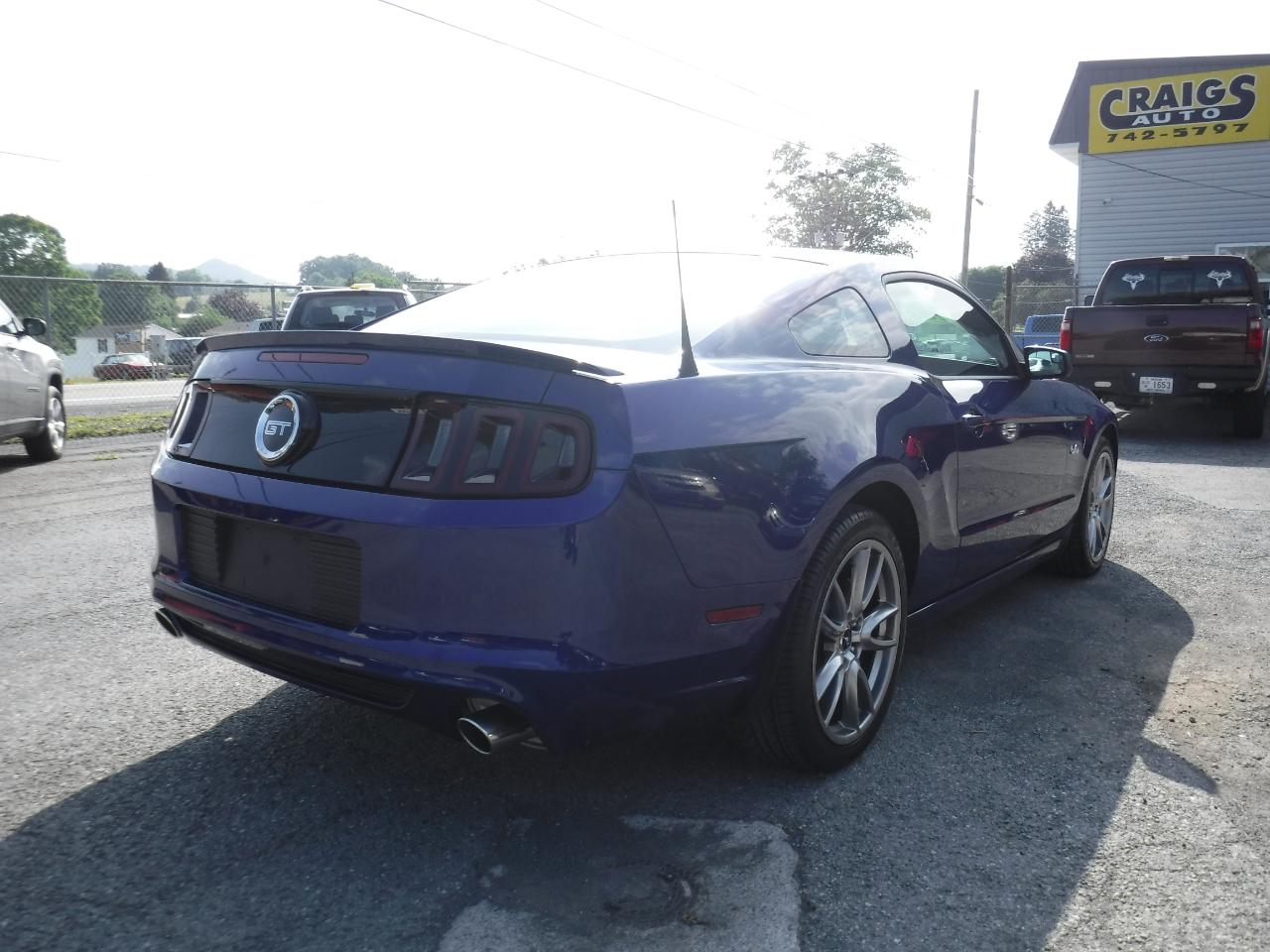 Ford Mustang 2dr Cpe GT 2013