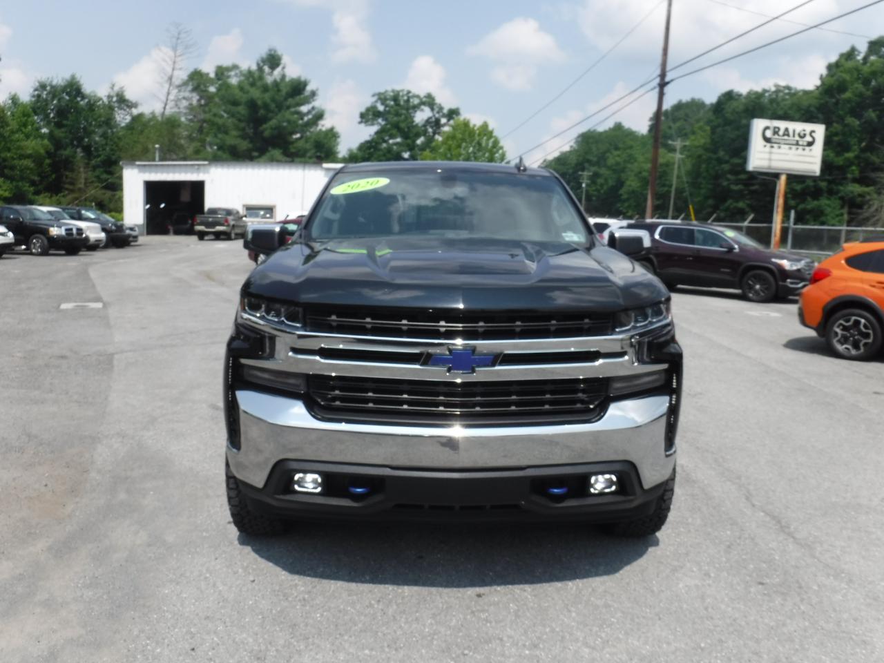 Chevrolet Silverado 1500 4WD Crew Cab 147" LT 2020
