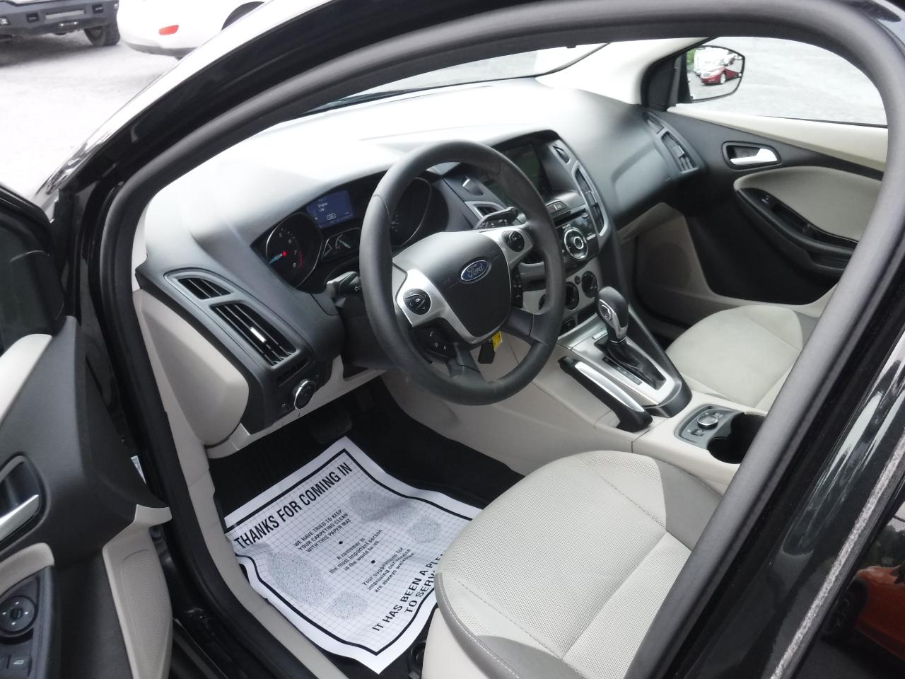 Ford Focus 5dr HB SE 2013