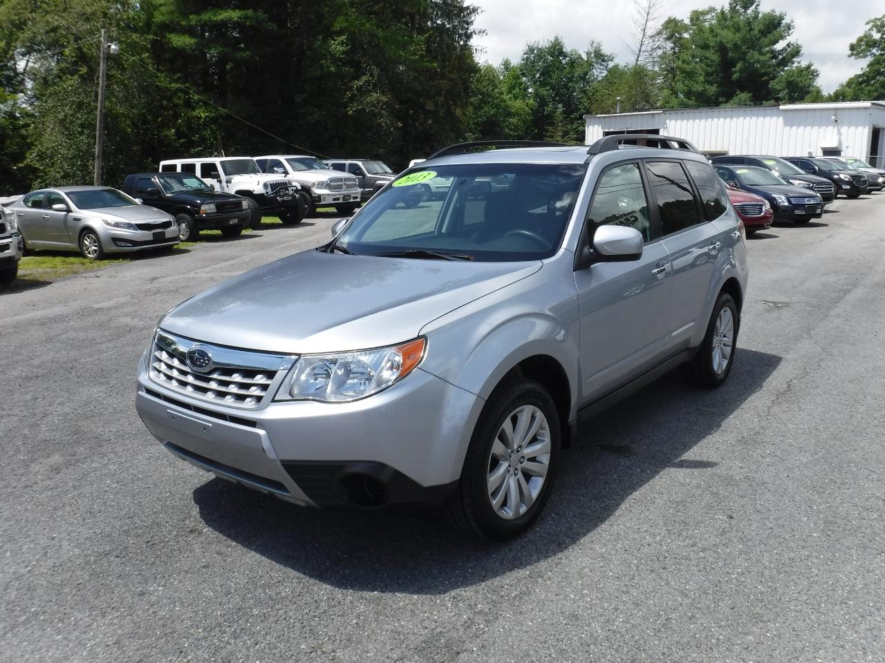 Subaru Forester 4dr Auto 2.5X Premium 2013