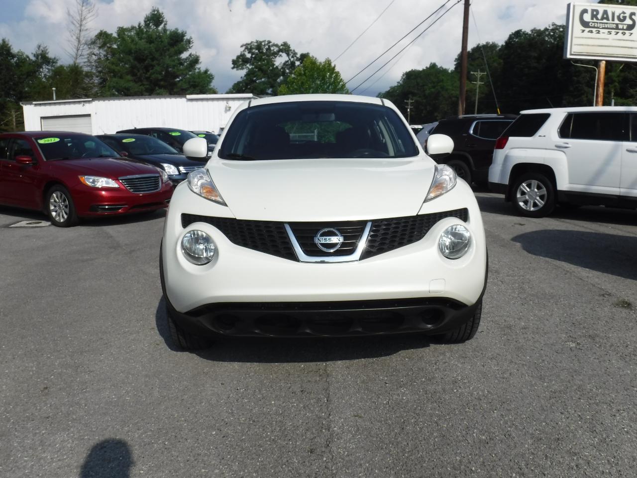 Nissan Juke 5dr Wgn I4 CVT S AWD 2011