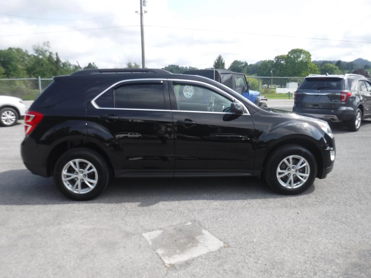 Chevrolet Equinox AWD 4dr LT w/1LT 2017