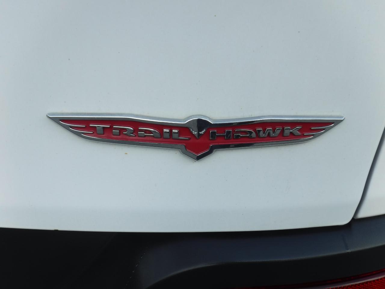 Jeep Cherokee 4WD 4dr Trailhawk 2015