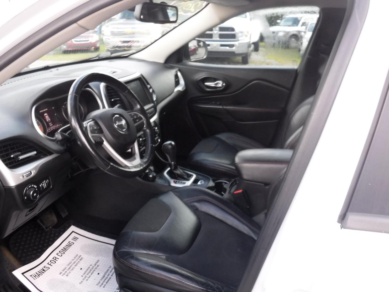 Jeep Cherokee 4WD 4dr Trailhawk 2015