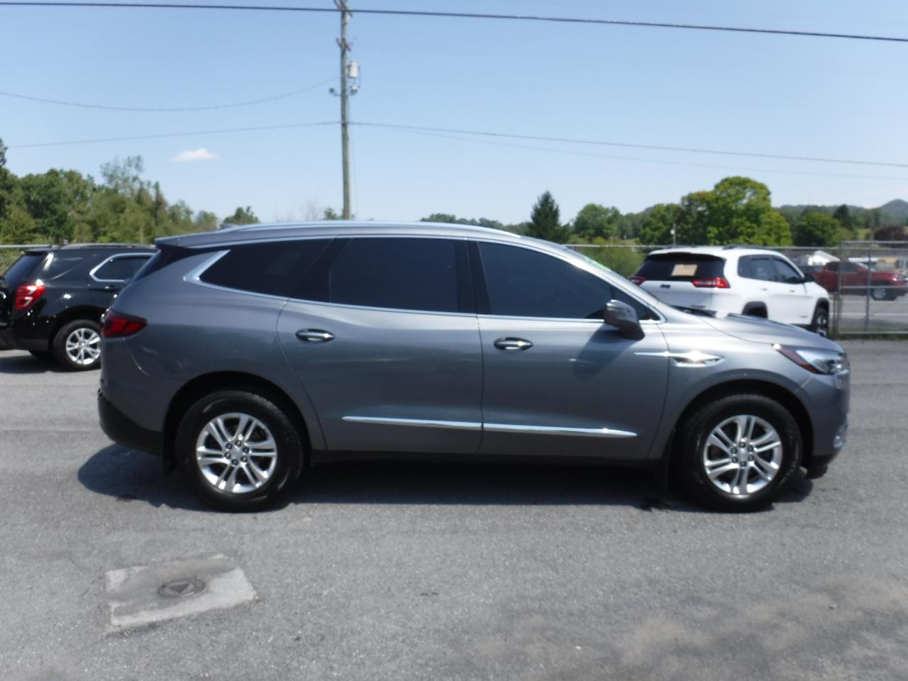 Buick Enclave AWD 4dr Essence 2019