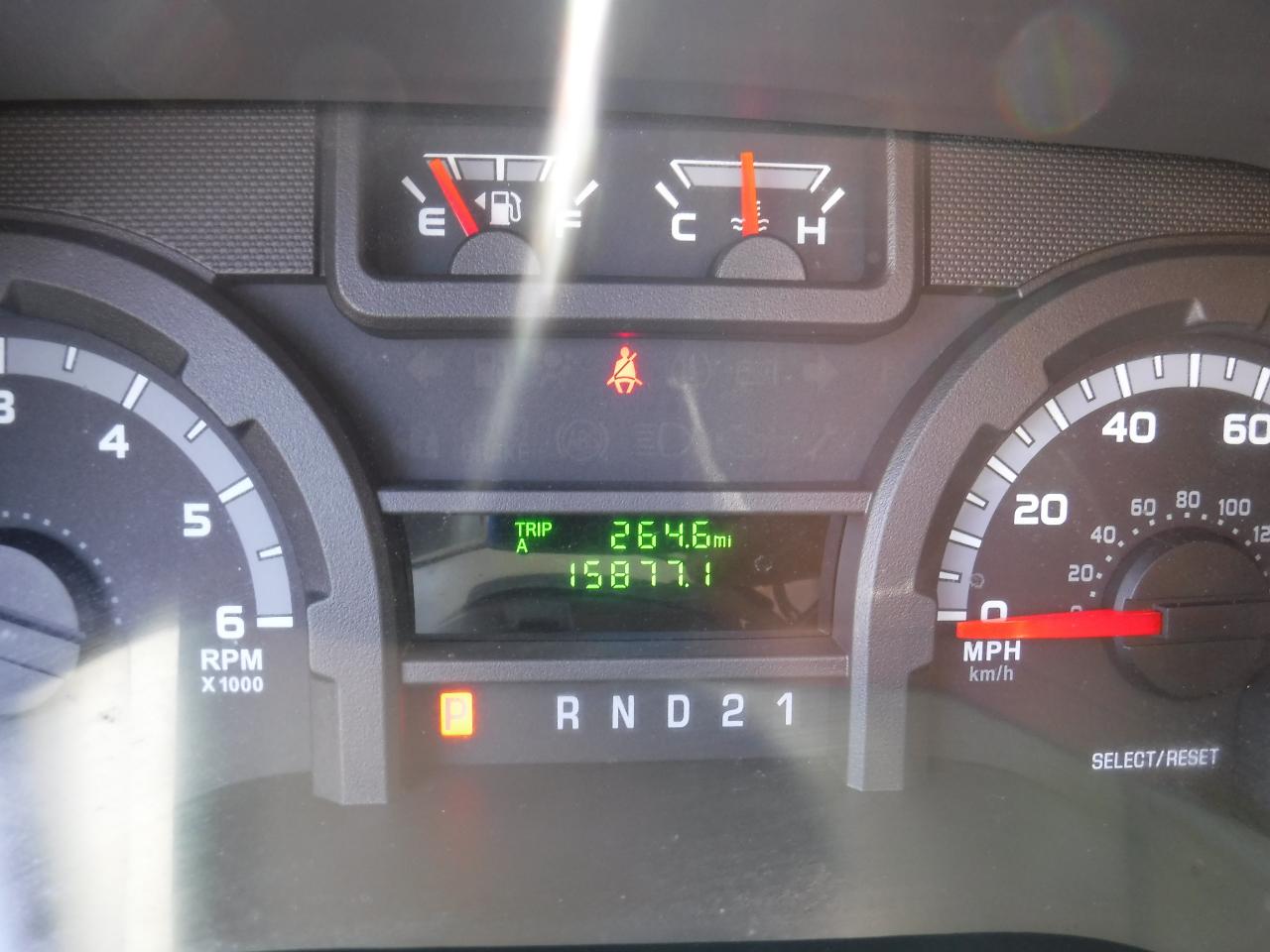 Ford Econoline Cargo Van E-250 Commercial 2009