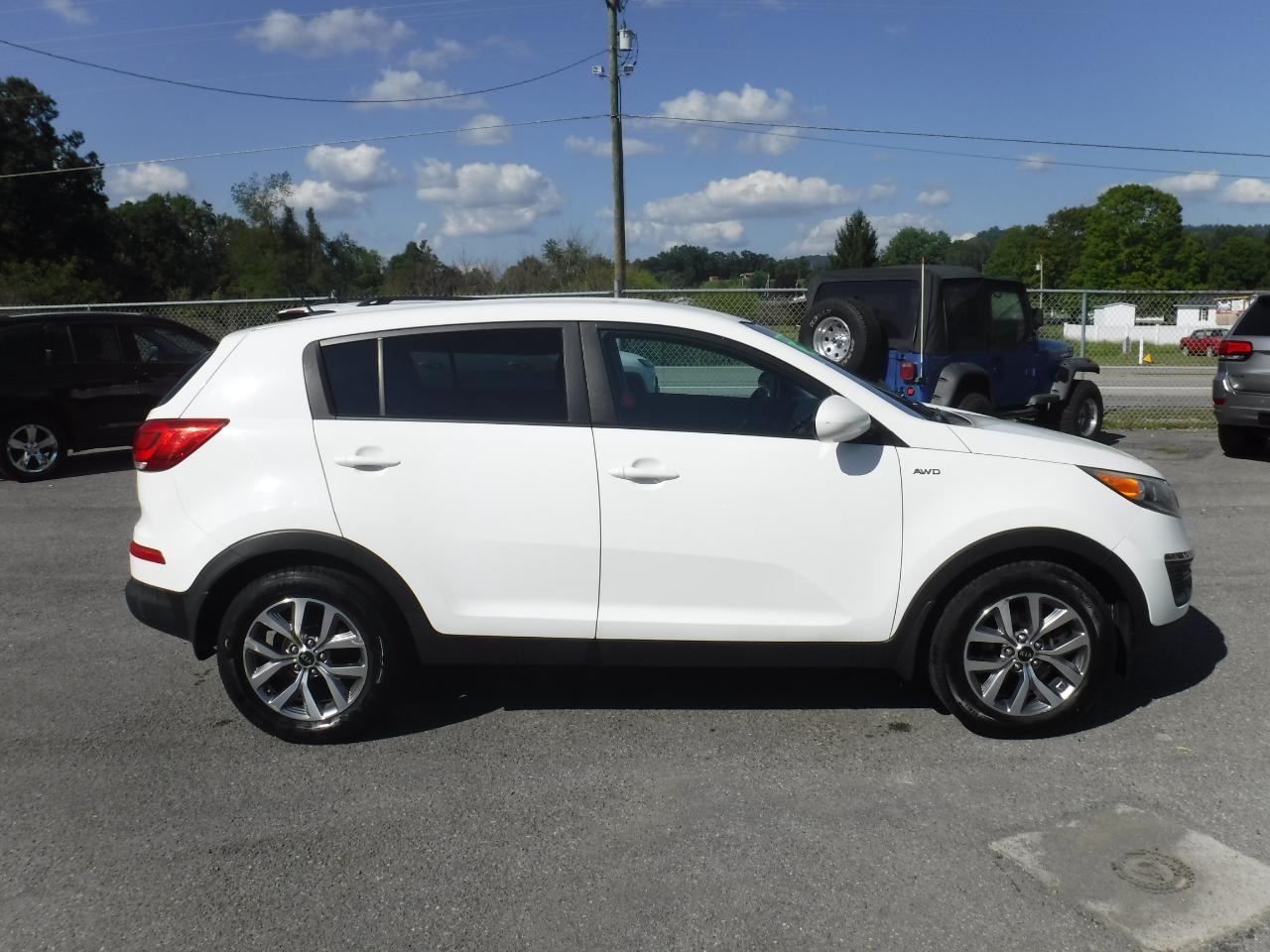 Kia Sportage AWD 4dr LX 2016