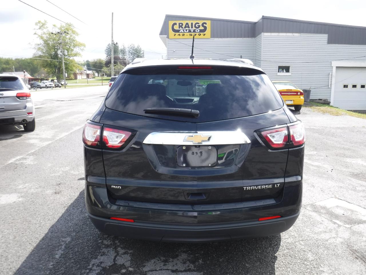 Chevrolet Traverse AWD 4dr LT w/2LT 2015