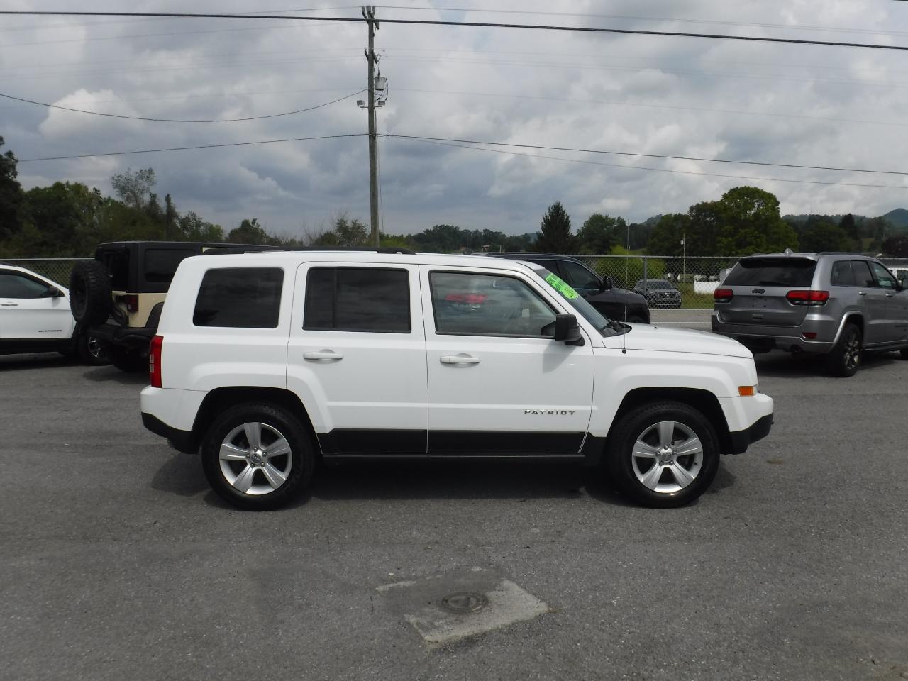 Jeep Patriot 4WD 4dr Sport 2014