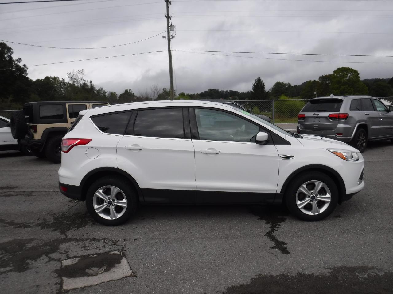 Ford Escape 4WD 4dr SE 2015