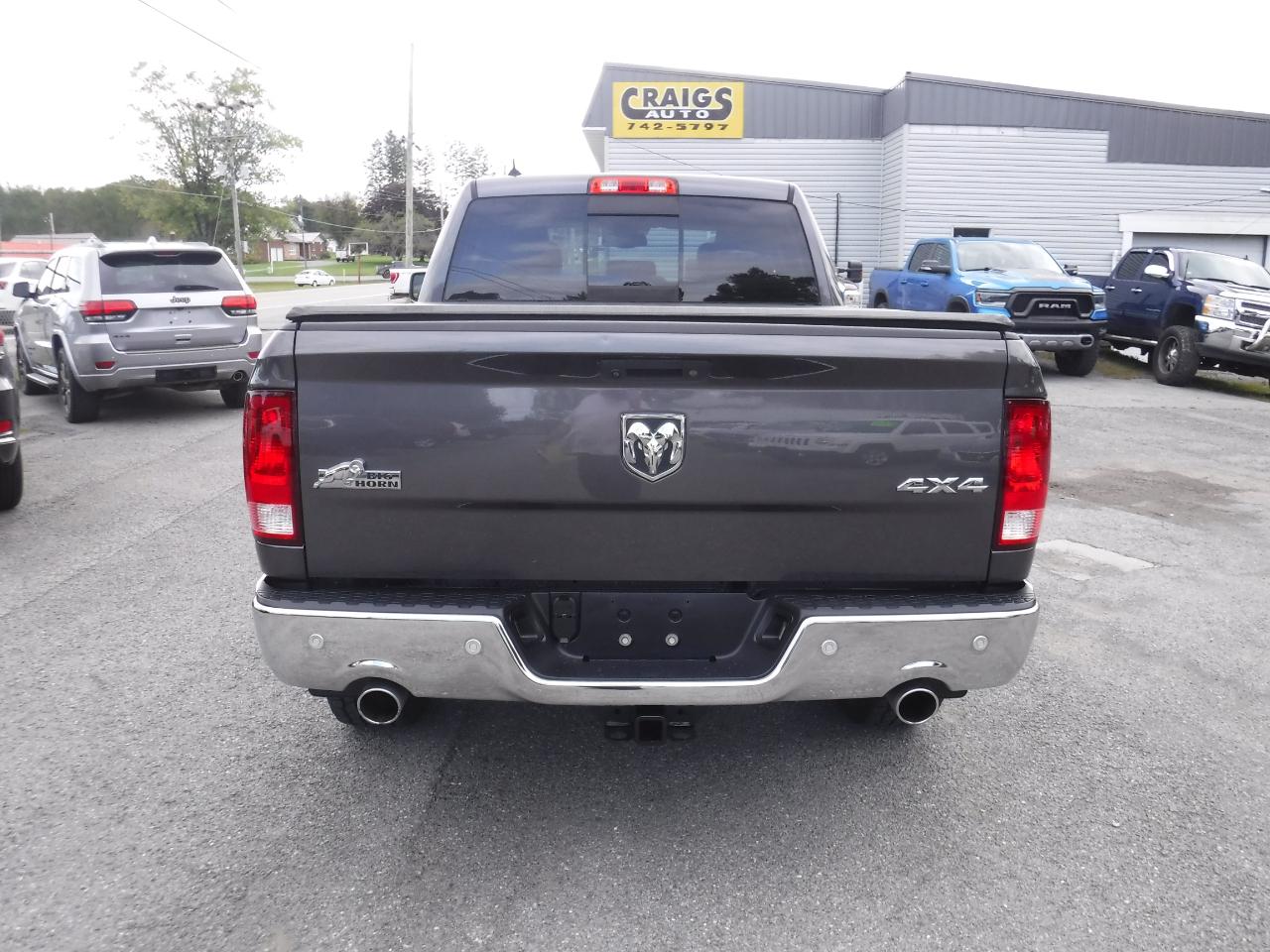 RAM 1500 Big Horn 4x4 Quad Cab 6'4" Box 2017