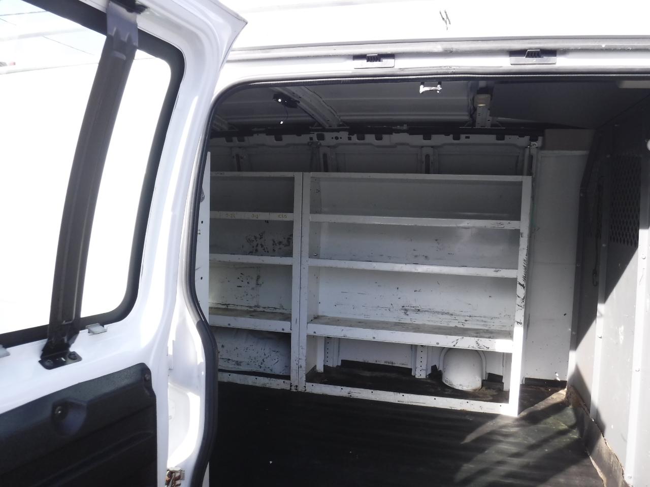 Chevrolet Express Cargo Van RWD 2500 135" 2018