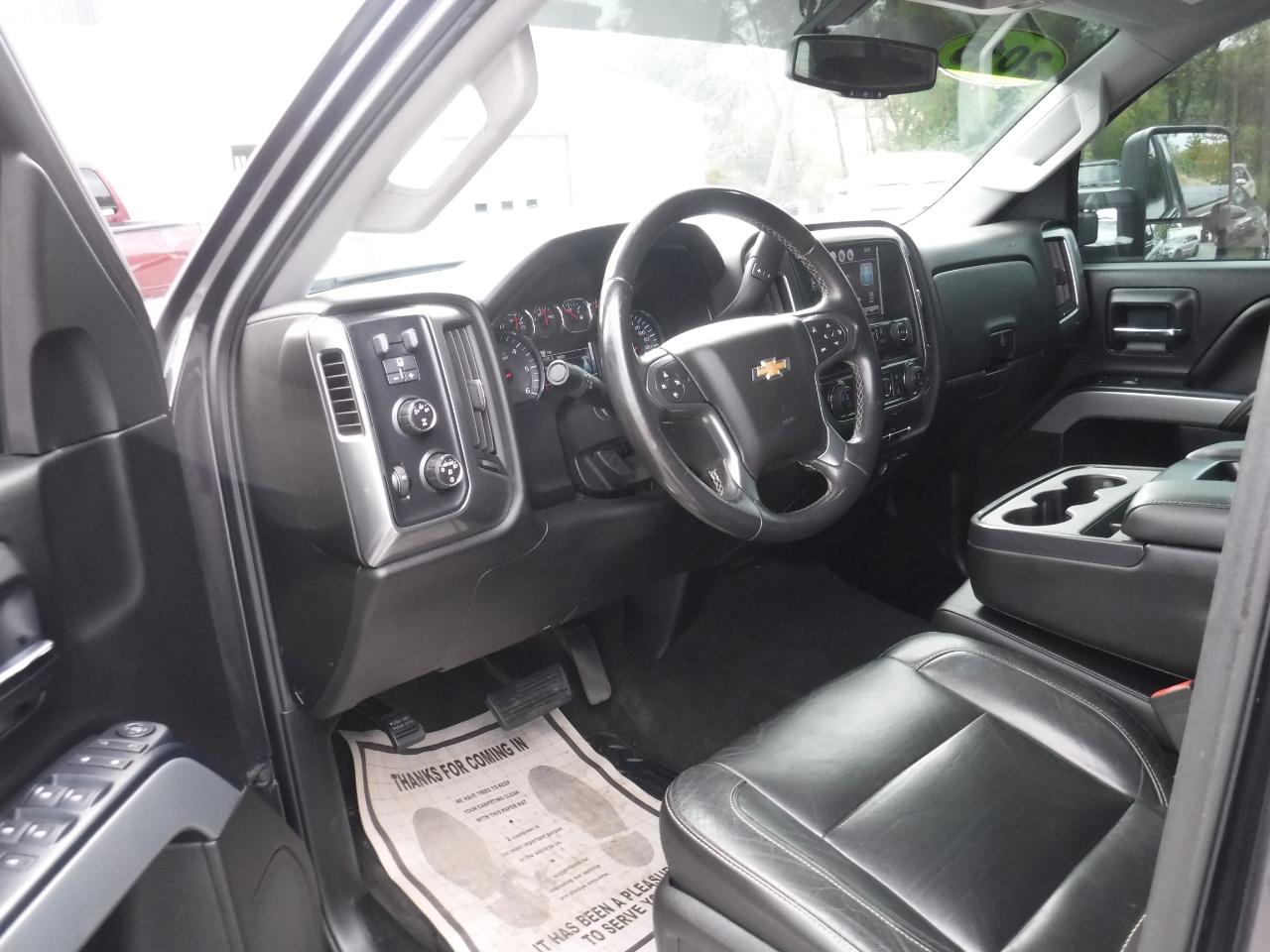 Chevrolet Silverado 2500HD 4WD Double Cab 144.2" LT 2015