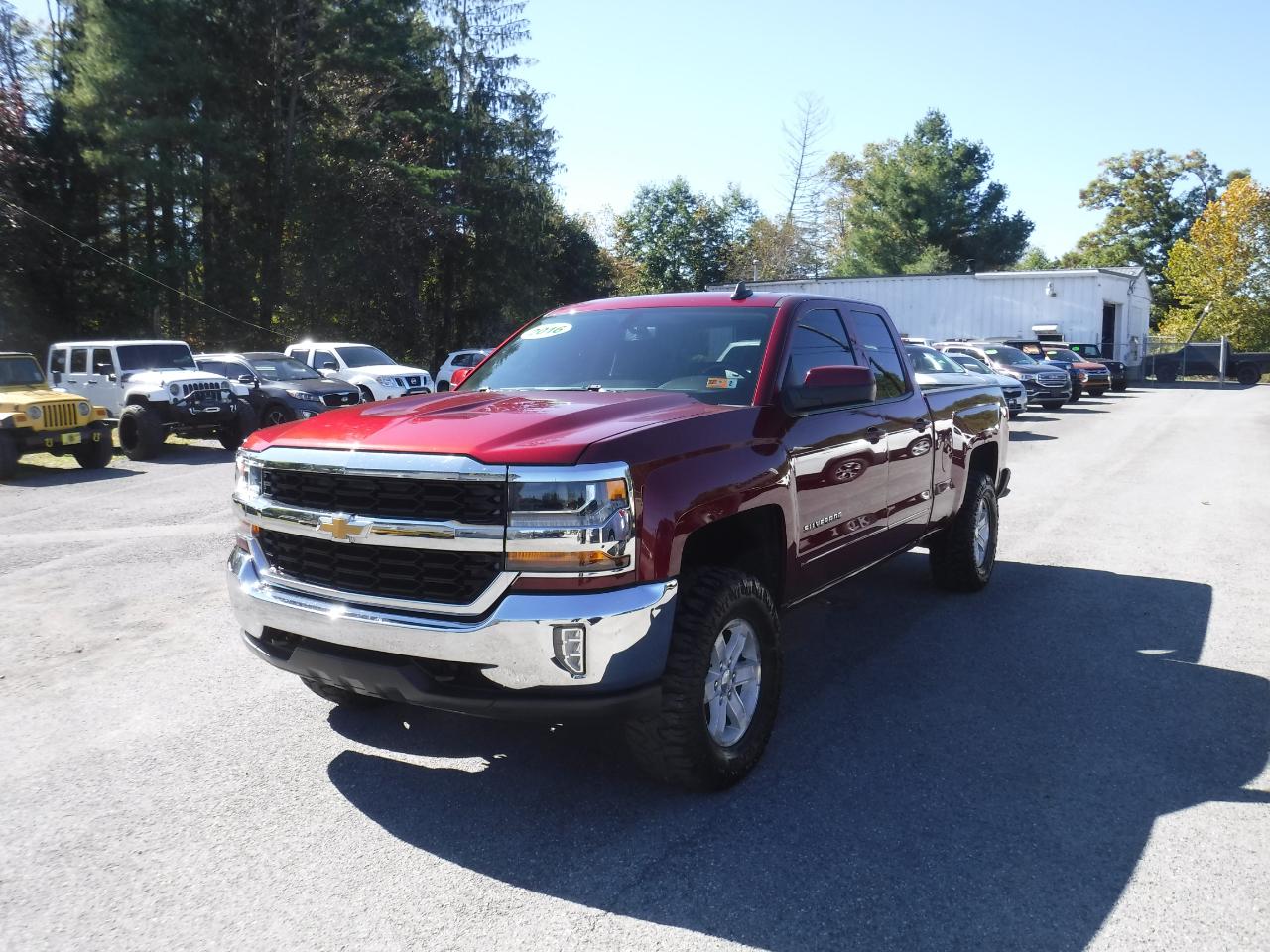 Chevrolet Silverado 1500 4WD Double Cab 143.5" LT w/1LT 2016