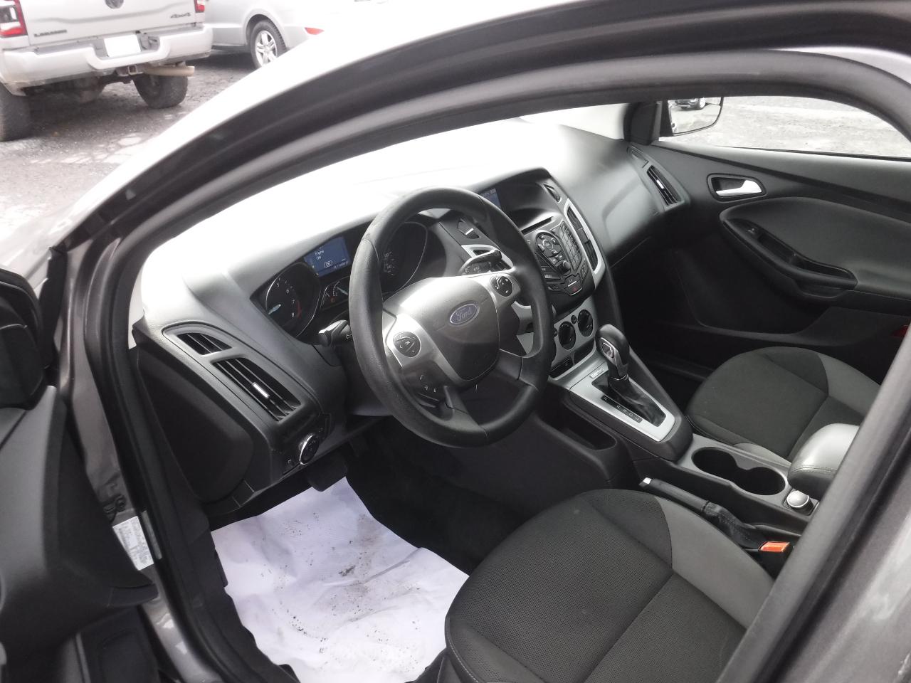 Ford Focus 5dr HB SE 2014