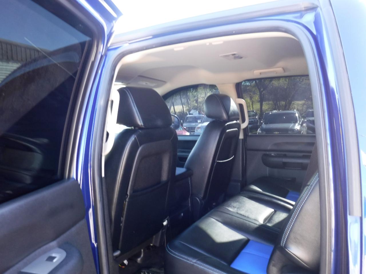 Chevrolet Silverado 1500 4WD Crew Cab 143.5" LT 2013